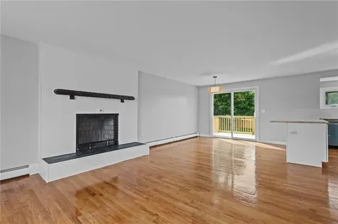 236 Dexter Street Portsmouth RI 02871