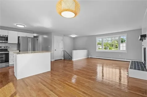 236 Dexter Street Portsmouth RI 02871