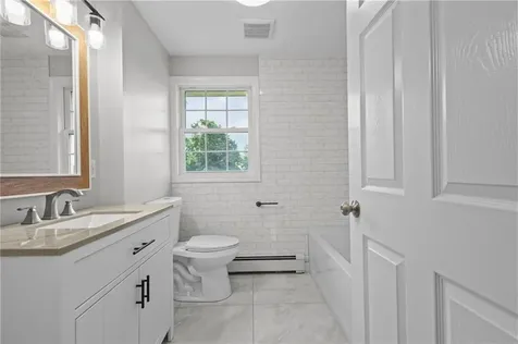236 Dexter Street Portsmouth RI 02871