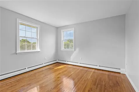 236 Dexter Street Portsmouth RI 02871