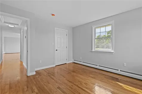 236 Dexter Street Portsmouth RI 02871