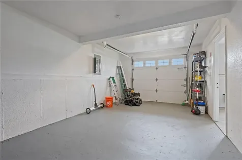 236 Dexter Street Portsmouth RI 02871