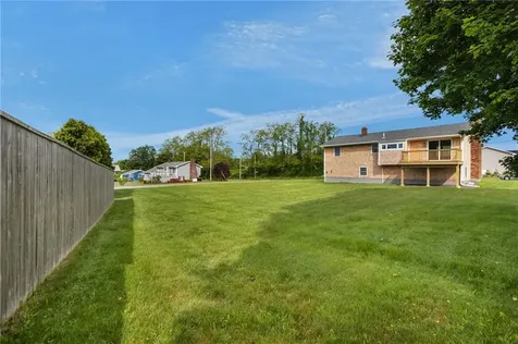236 Dexter Street Portsmouth RI 02871