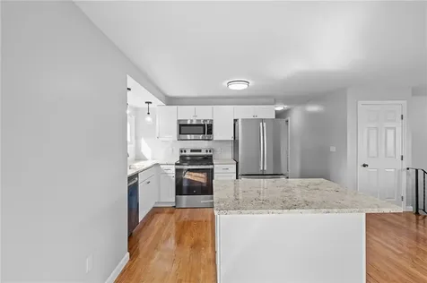 236 Dexter Street Portsmouth RI 02871