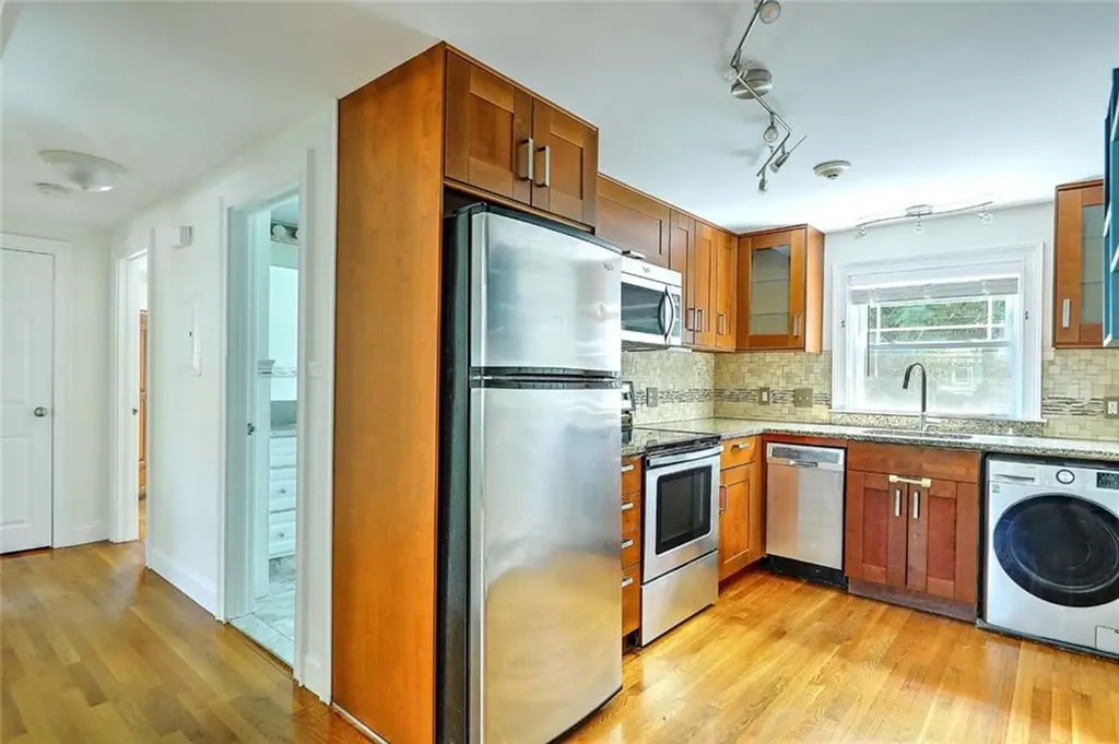 145 Butler Avenue Providence RI 02906