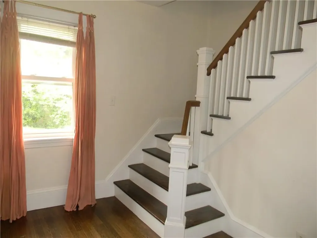 260 Pawtucket Avenue East Providence RI 02916