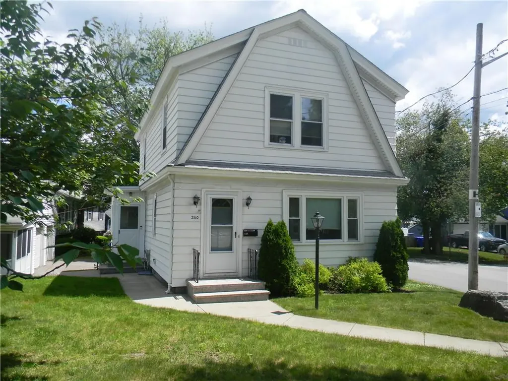 260 Pawtucket Avenue East Providence RI 02916