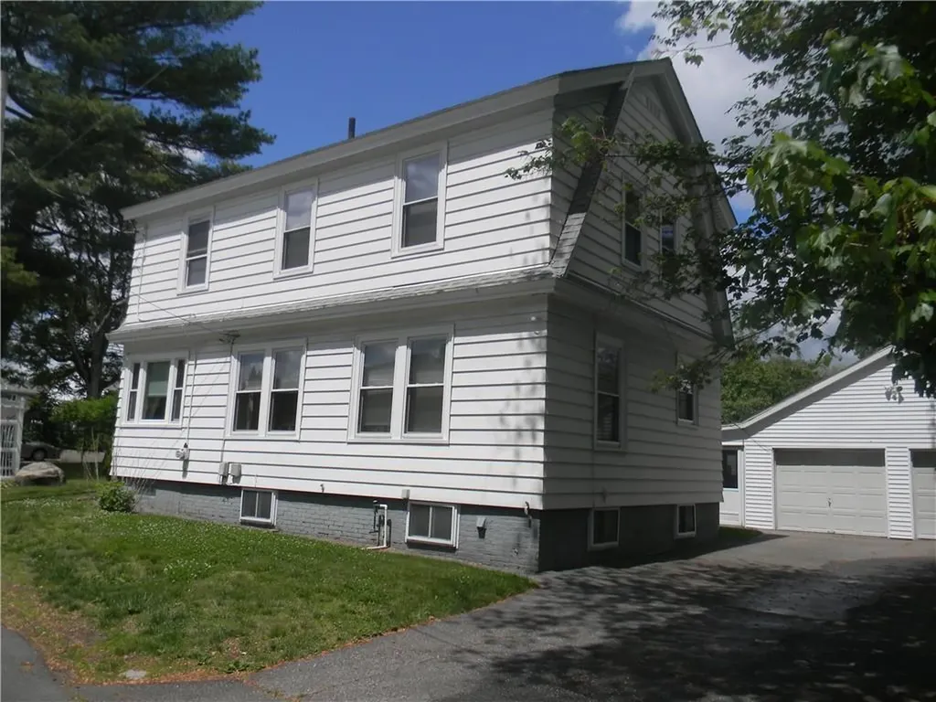 260 Pawtucket Avenue East Providence RI 02916