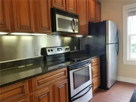 3 Bay View Avenue Bristol RI 02809