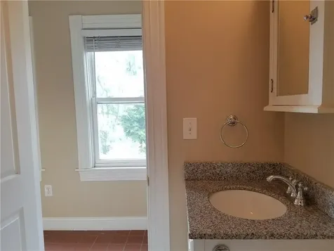 3 Bay View Avenue Bristol RI 02809