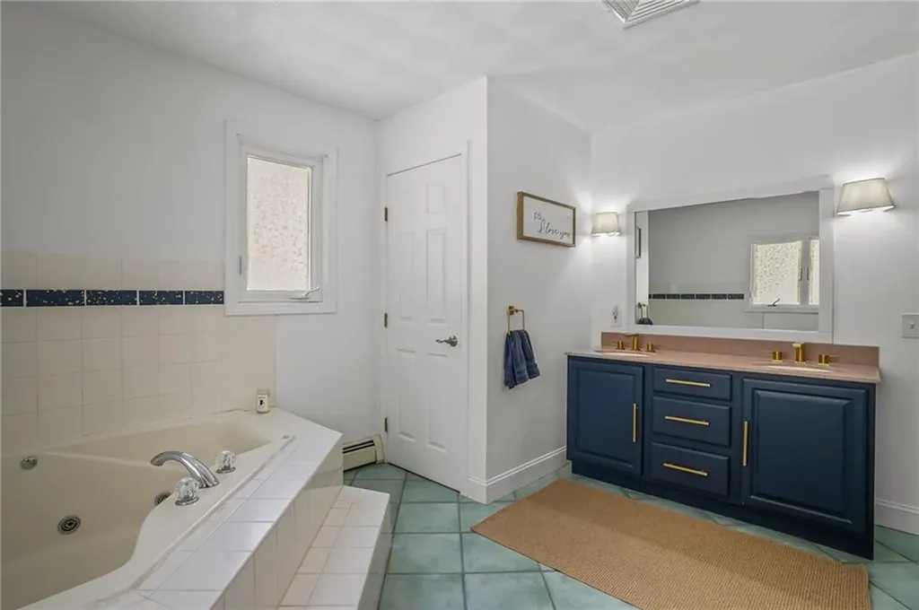42 Georgiana Drive Cumberland RI 02864