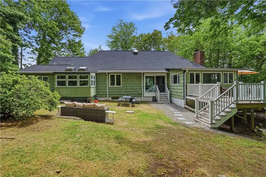 42 Georgiana Drive Cumberland RI 02864