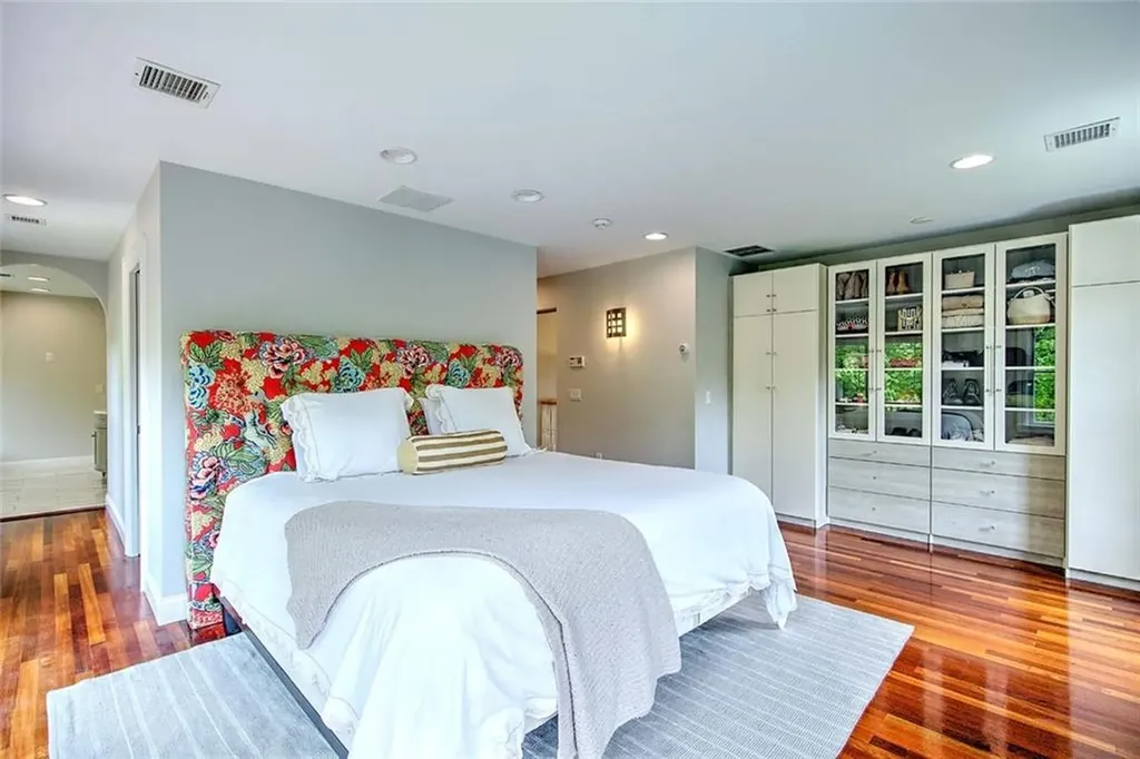 357 Congdon Drive South Kingstown RI 02879