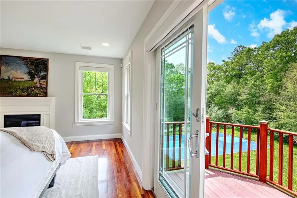 357 Congdon Drive South Kingstown RI 02879