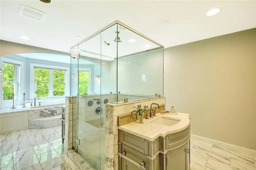 357 Congdon Drive South Kingstown RI 02879