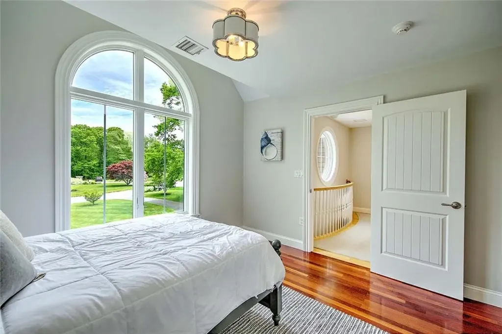 357 Congdon Drive South Kingstown RI 02879
