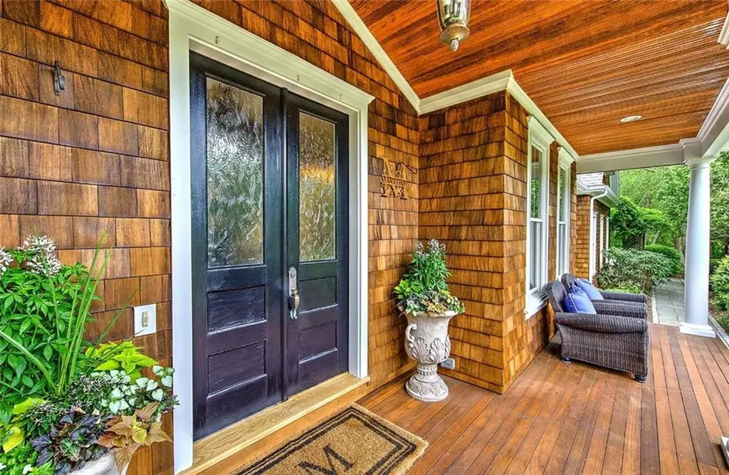 357 Congdon Drive South Kingstown RI 02879