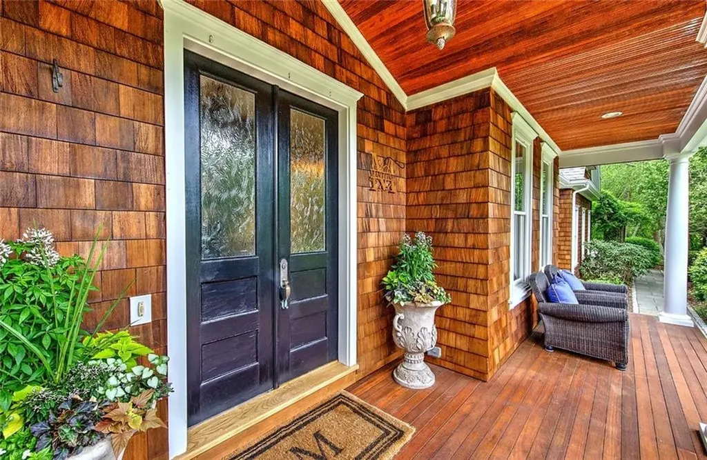 357 Congdon Drive South Kingstown RI 02879