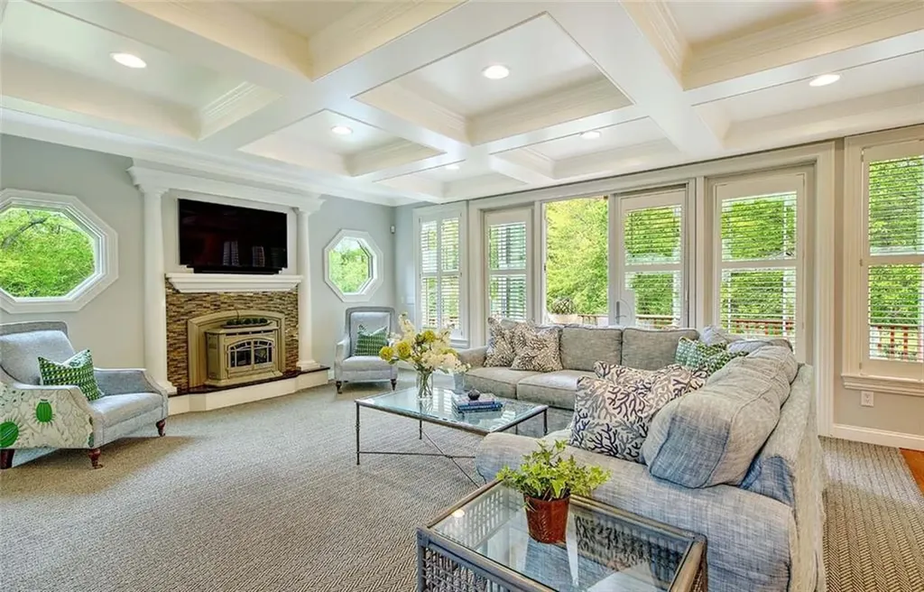 357 Congdon Drive South Kingstown RI 02879
