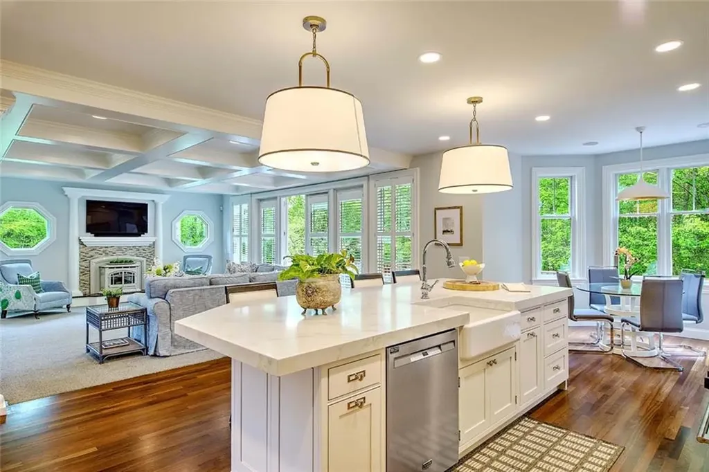357 Congdon Drive South Kingstown RI 02879