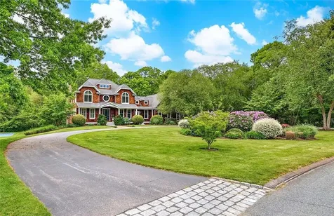 357 Congdon Drive South Kingstown RI 02879