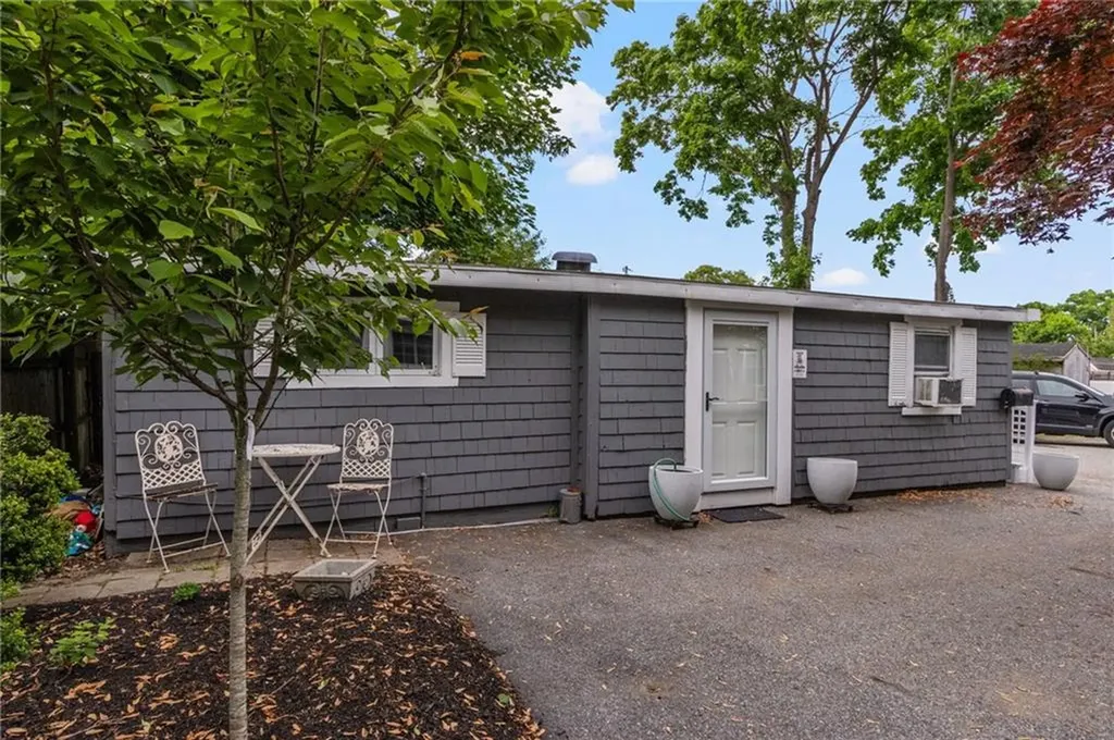 30 Wright Place Barrington RI 02806