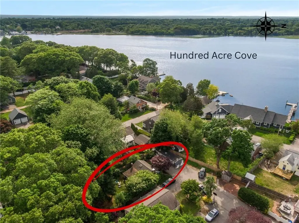 30 Wright Place Barrington RI 02806