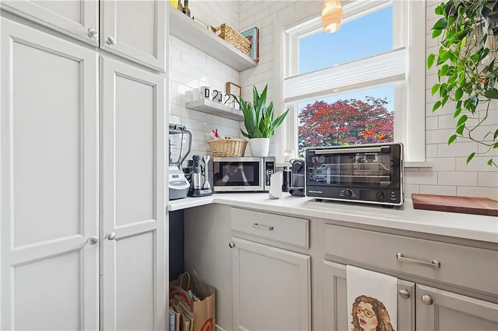 17 Cooper Street North Providence RI 02904