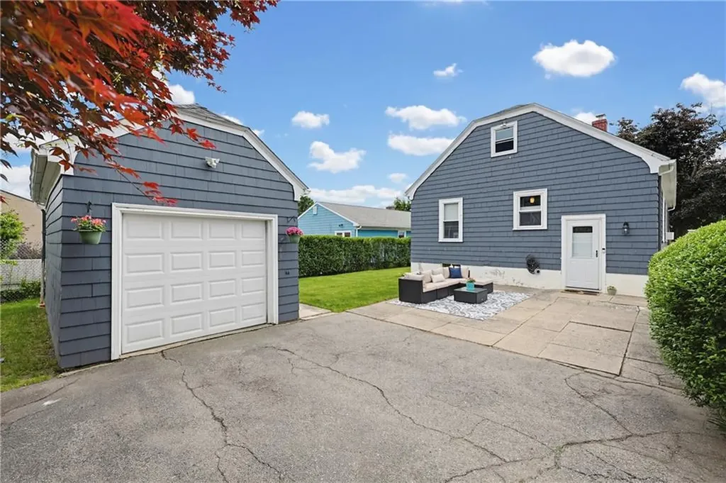 17 Cooper Street North Providence RI 02904
