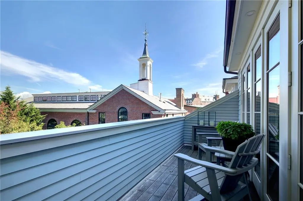 50 School Street Newport RI 02840