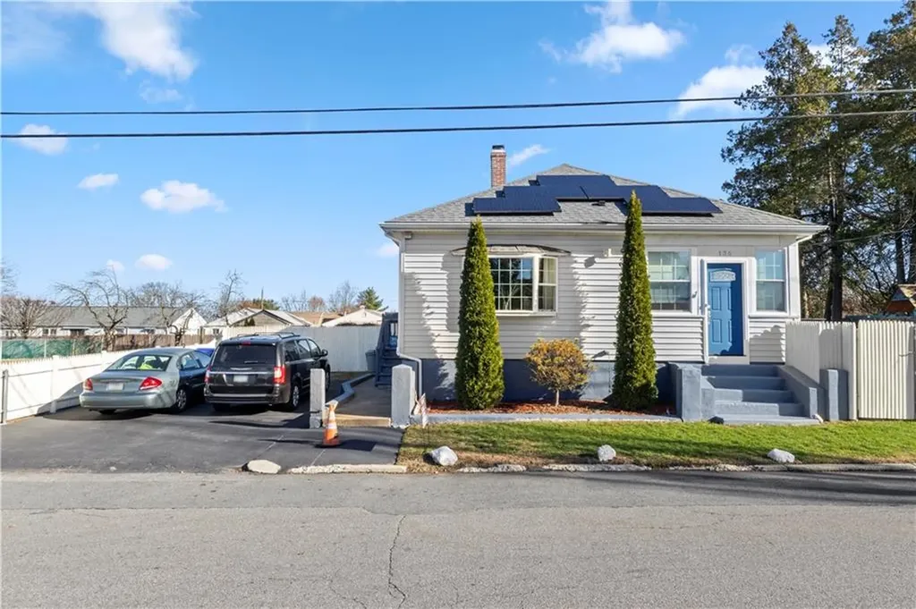 136 Windmill Street Pawtucket RI 02860
