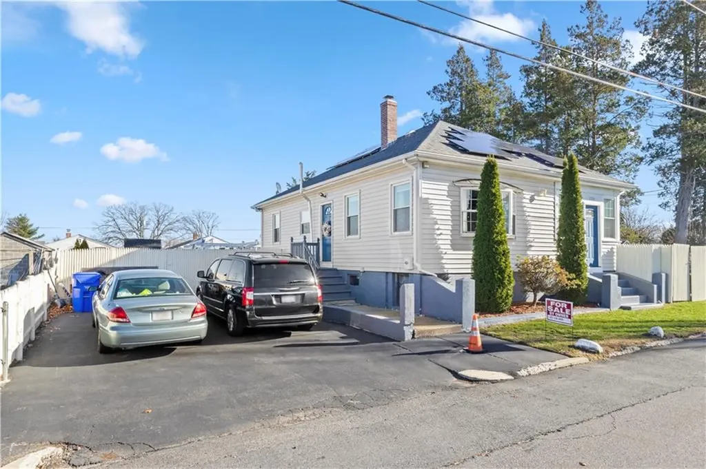 136 Windmill Street Pawtucket RI 02860