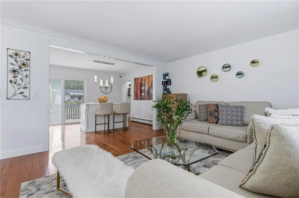 20 Stewart Street Warwick RI 02889