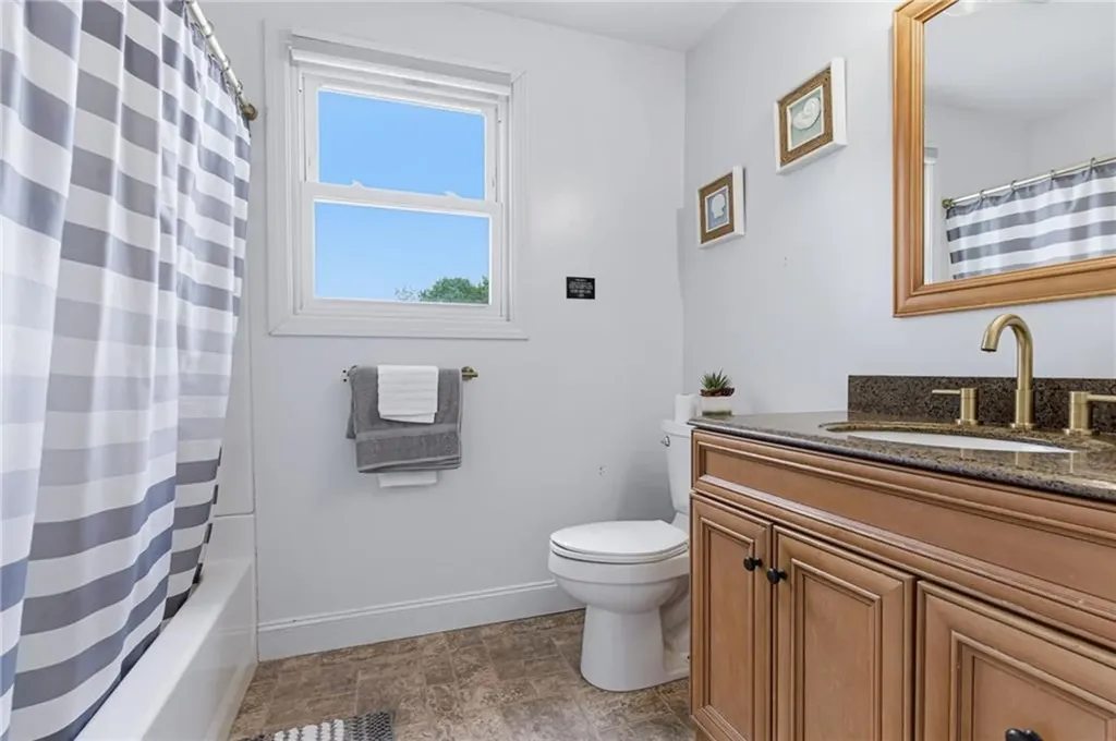 20 Stewart Street Warwick RI 02889