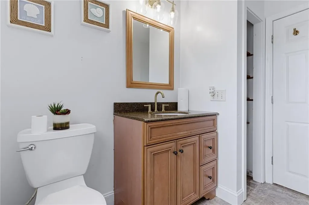 20 Stewart Street Warwick RI 02889