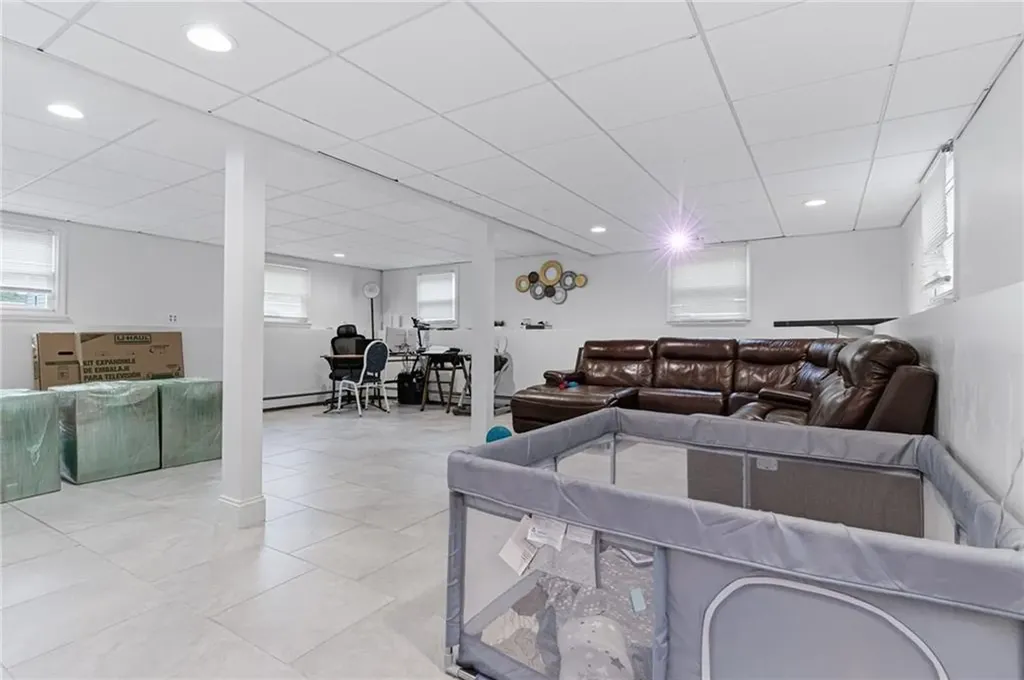 20 Stewart Street Warwick RI 02889
