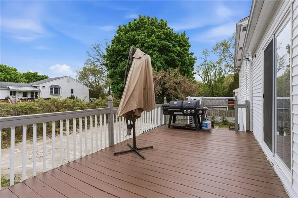 20 Stewart Street Warwick RI 02889