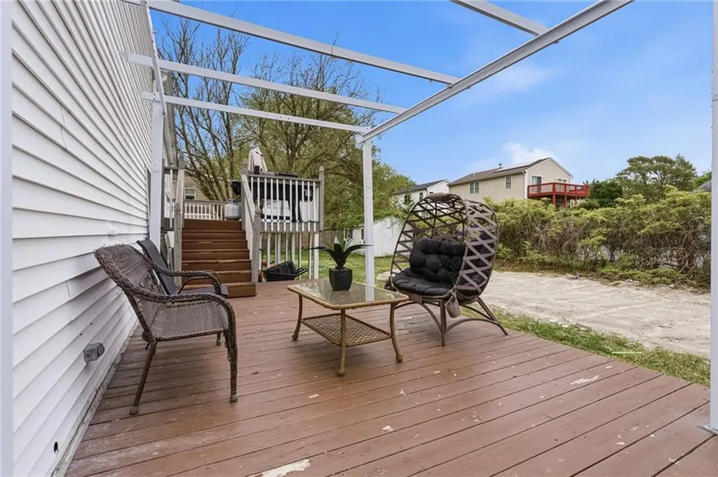 20 Stewart Street Warwick RI 02889