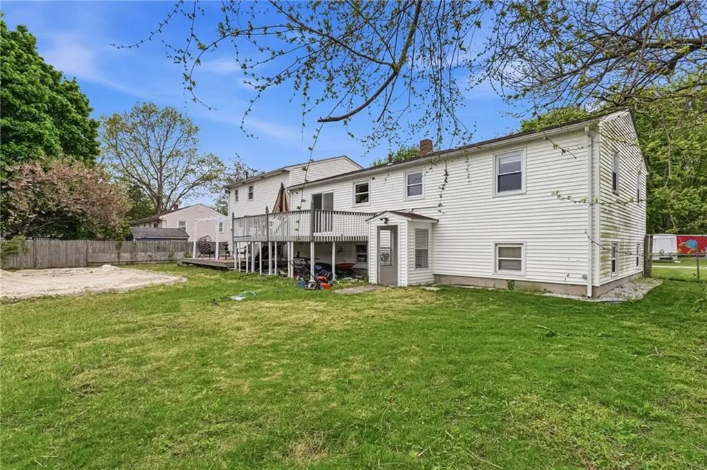 20 Stewart Street Warwick RI 02889