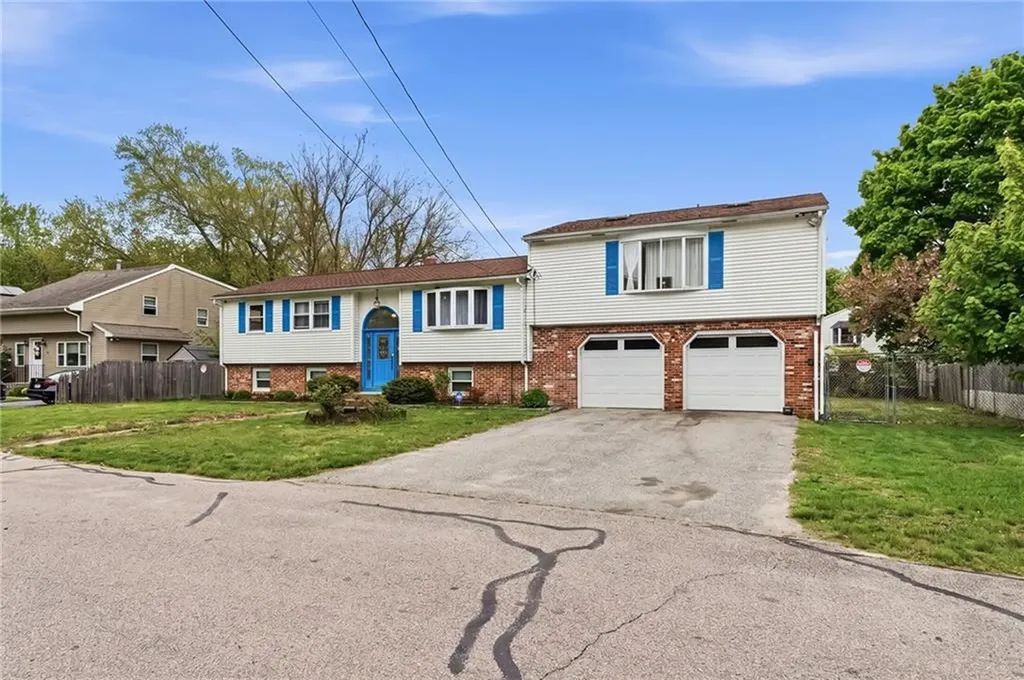 20 Stewart Street Warwick RI 02889