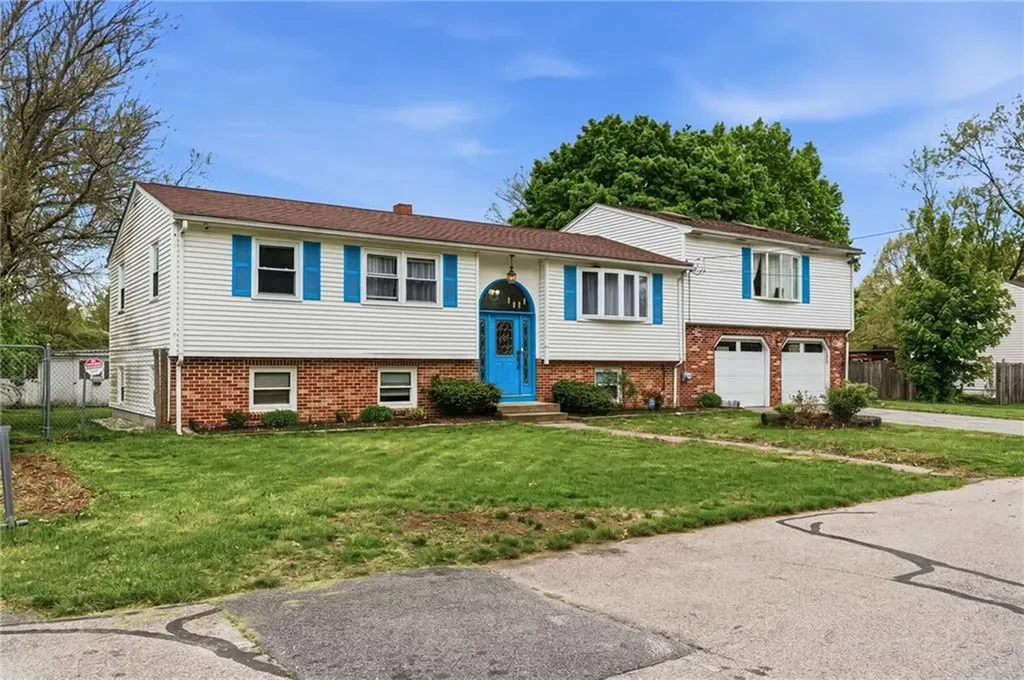 20 Stewart Street Warwick RI 02889