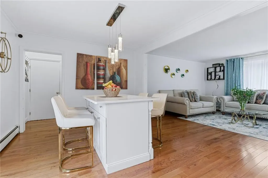20 Stewart Street Warwick RI 02889
