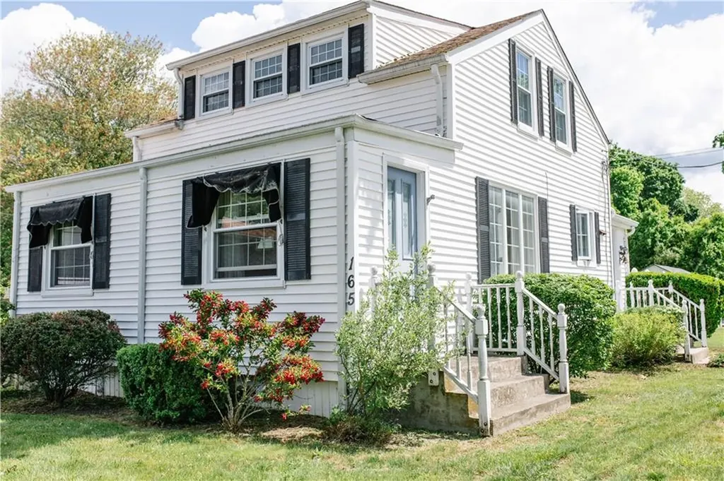 165 Sowams Road Barrington RI 02806