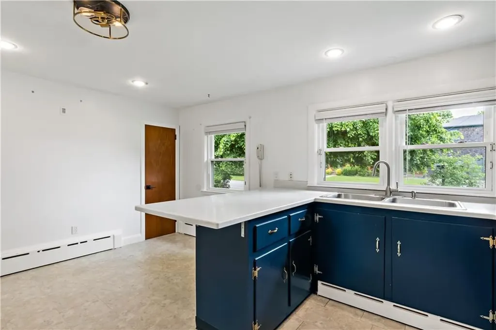 3 Ruth Street Middletown RI 02842