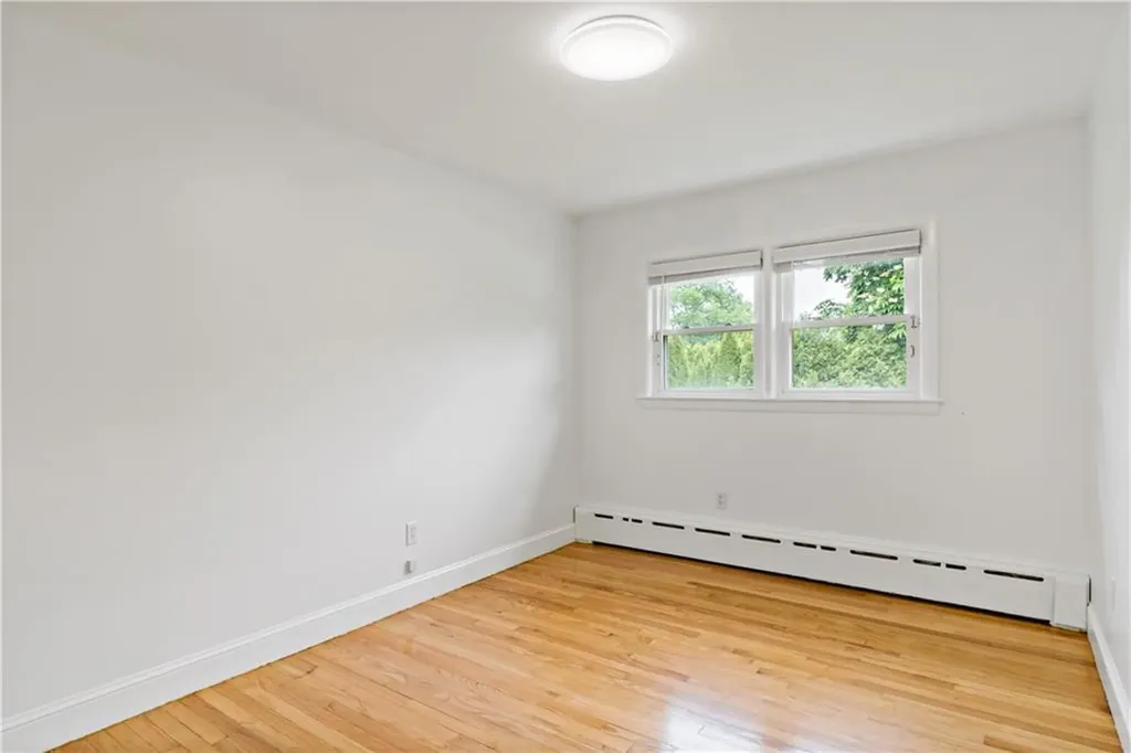 3 Ruth Street Middletown RI 02842