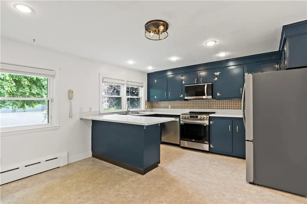 3 Ruth Street Middletown RI 02842