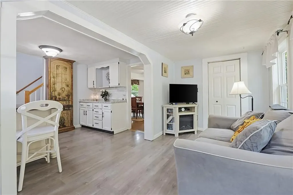 50 Brookdale Avenue Cranston RI 02921