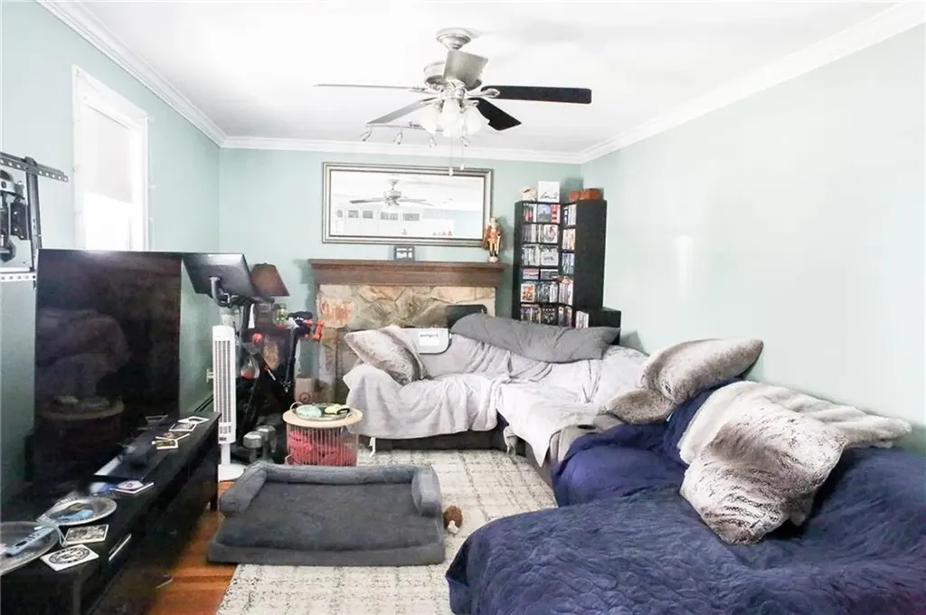 39 Sunrise Avenue West Warwick RI 02893