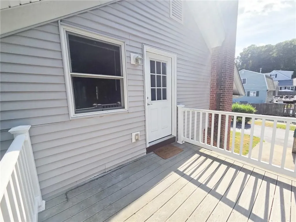 39 Sunrise Avenue West Warwick RI 02893