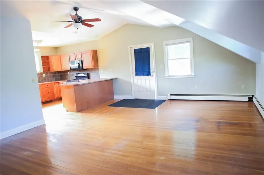 39 Sunrise Avenue West Warwick RI 02893